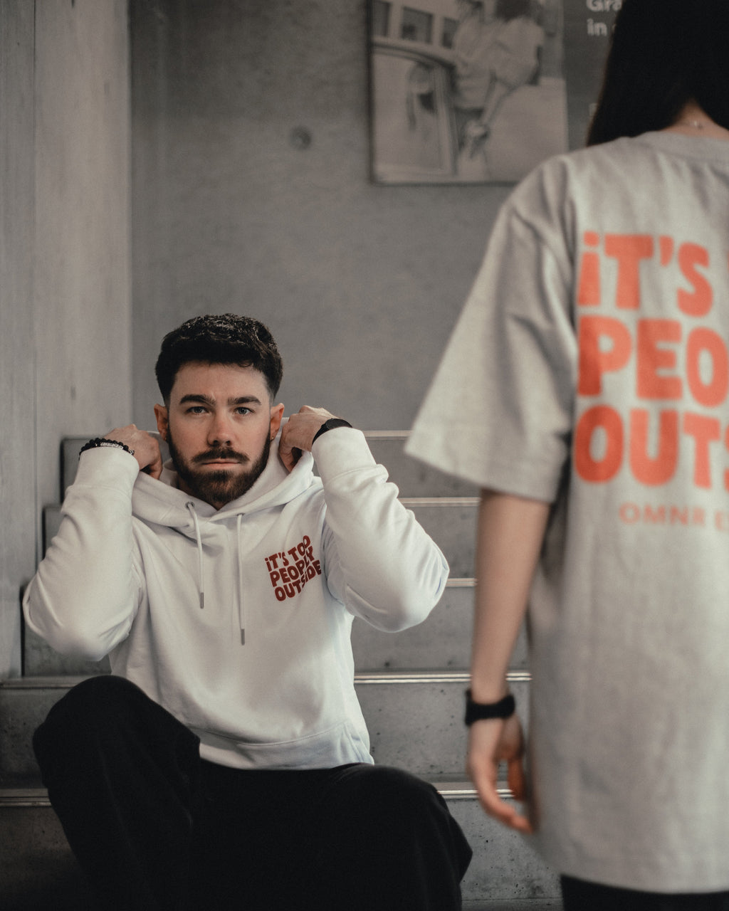 It's too peoply outside - Oversized T-Shirt